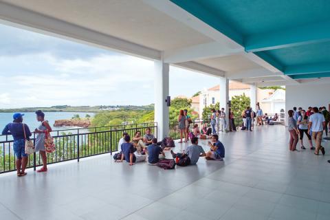 St George Uni pic